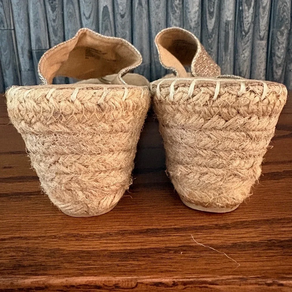 White Mountain Beachball Gold Metallic Espadrille Wedge Sandals Womens 8.5M